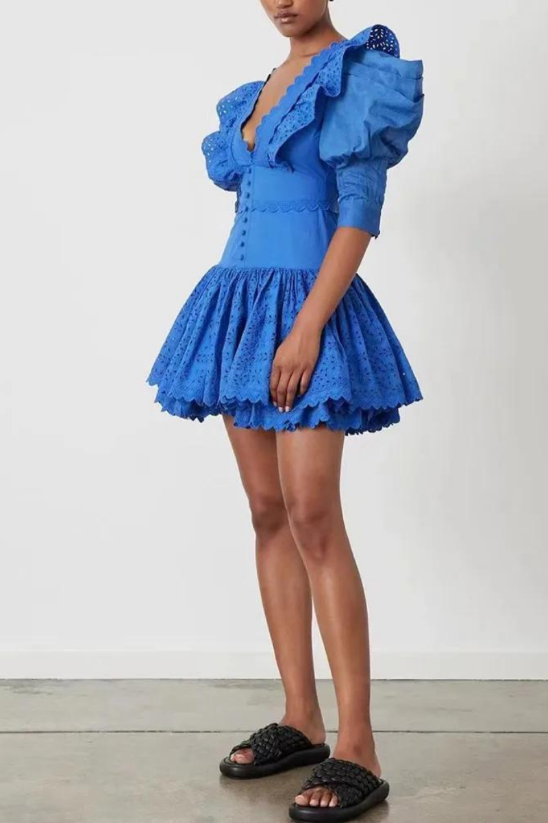 Éloïse Ruffle Plunge Neck Backless Mini Dress