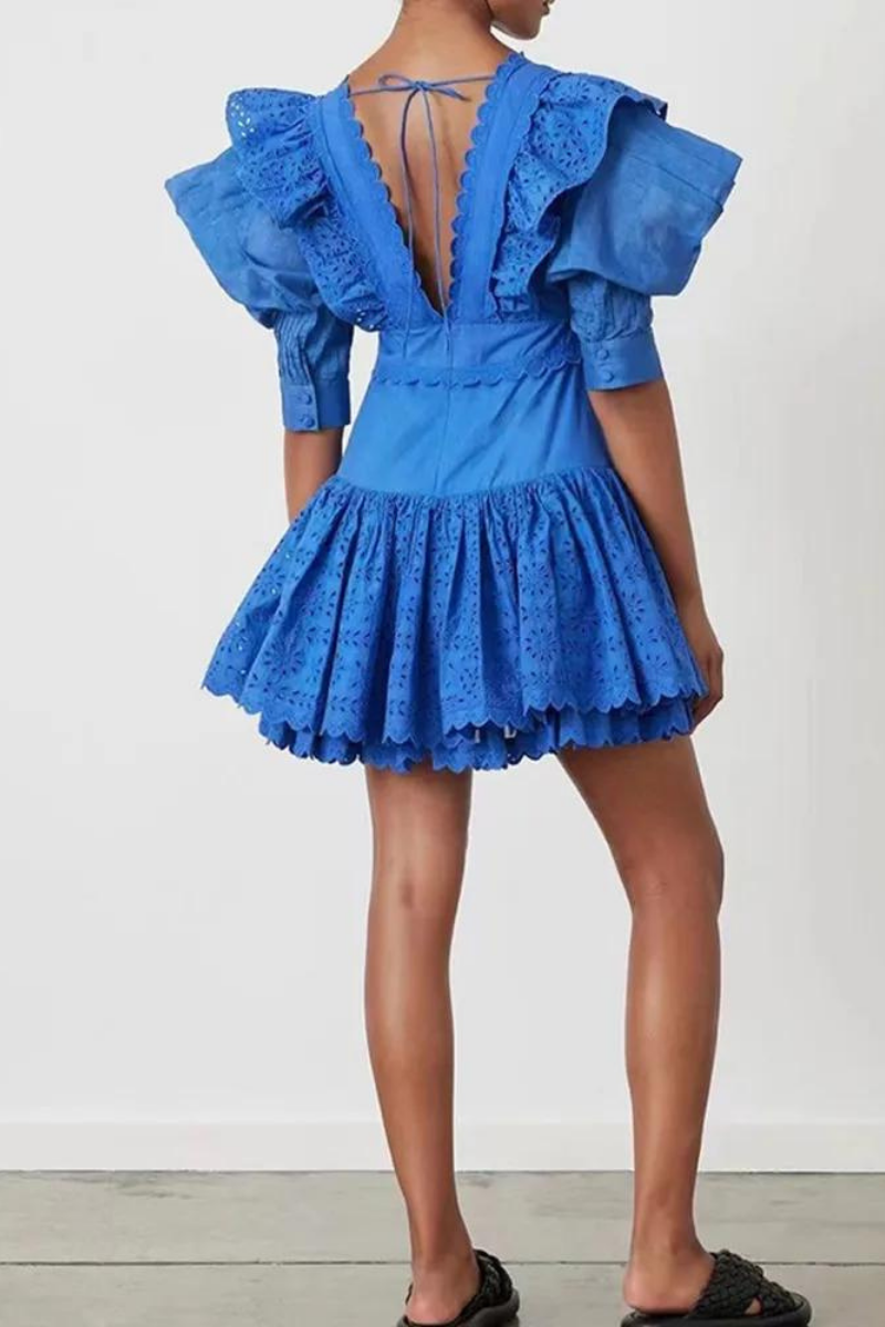 Éloïse Ruffle Plunge Neck Backless Mini Dress