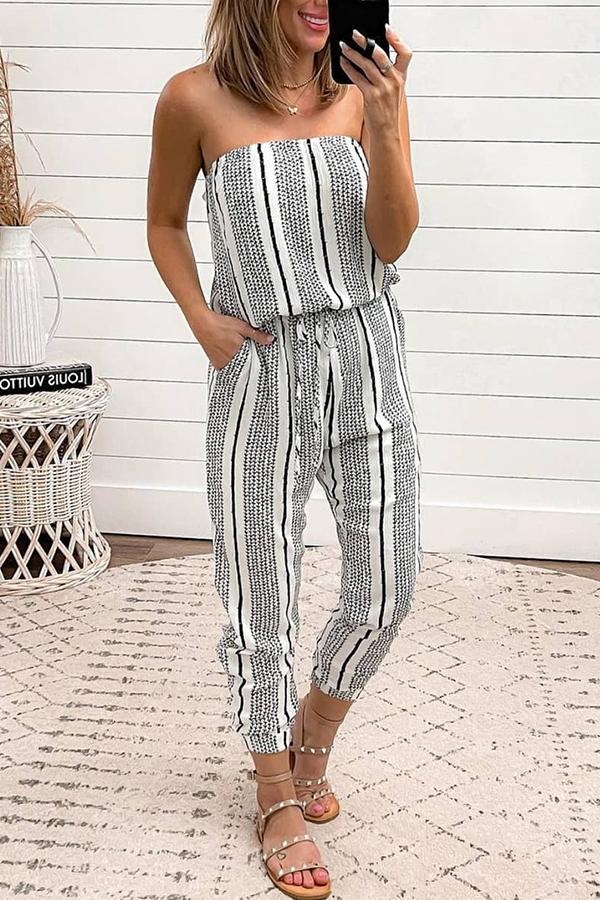 Sexy Jumpsuit mit Streifen, Trägern, Kordelzug und Taschen