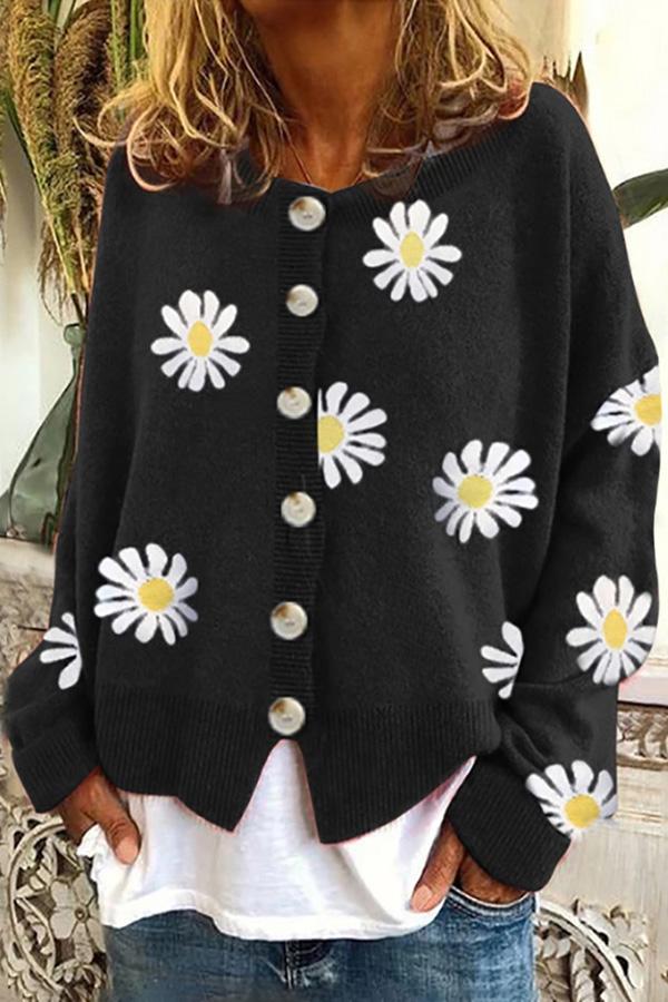 Round Neck Floral Embroidery Knitted Sweater Cardigan