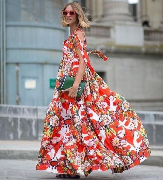 Robe longue à laçage imprimé floral 