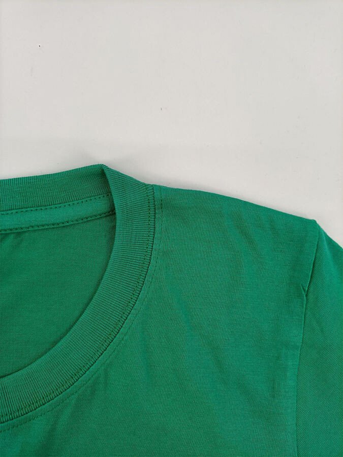 T-shirt à manches courtes avec trèfle de la Saint-Patrick pour femmes 