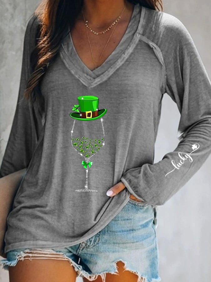 Women's St. Patrick's Day Shiny Wine Glass Lucky Shamrock Long-Sleeve T-Shirt