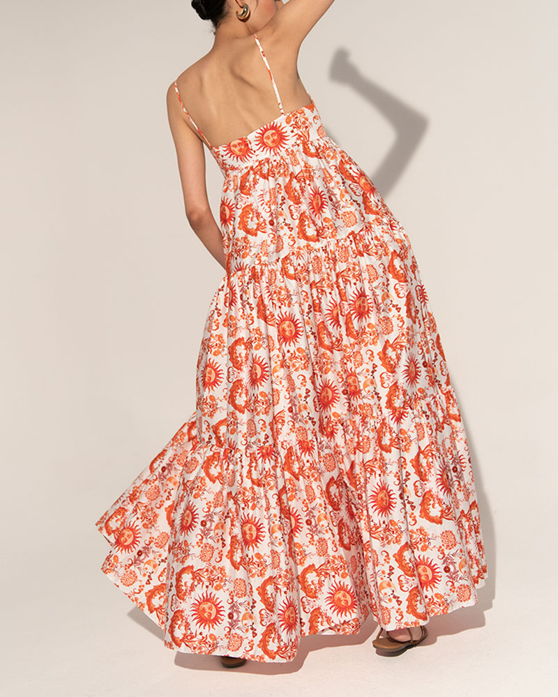 Orangefarbenes, schickes Sonnen-Unterkleid 