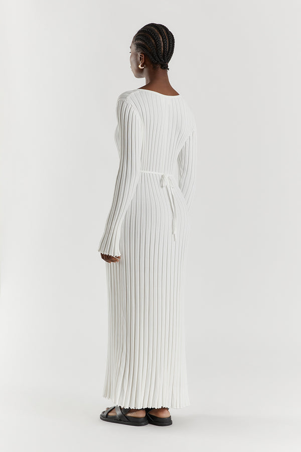 Robe midi en tricot à manches et col en V 