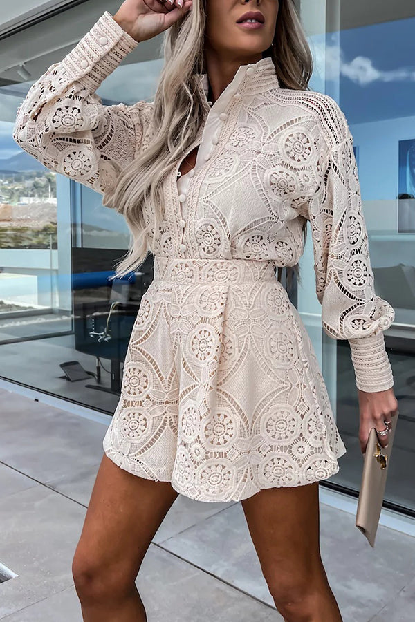 Solid Color Single Breasted Stand Collar Lace Short Set